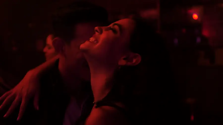 Pareja bailando